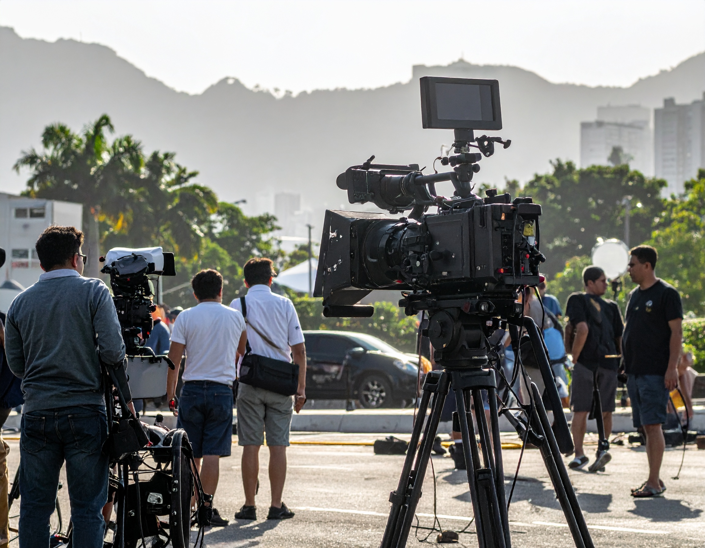 Grupo de pessoas com câmera